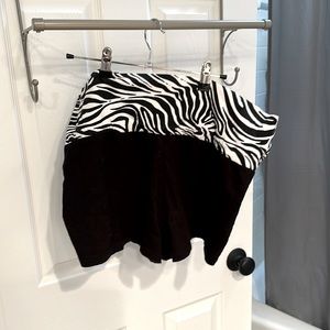 No boundaries XL yoga style soft stretch shorts